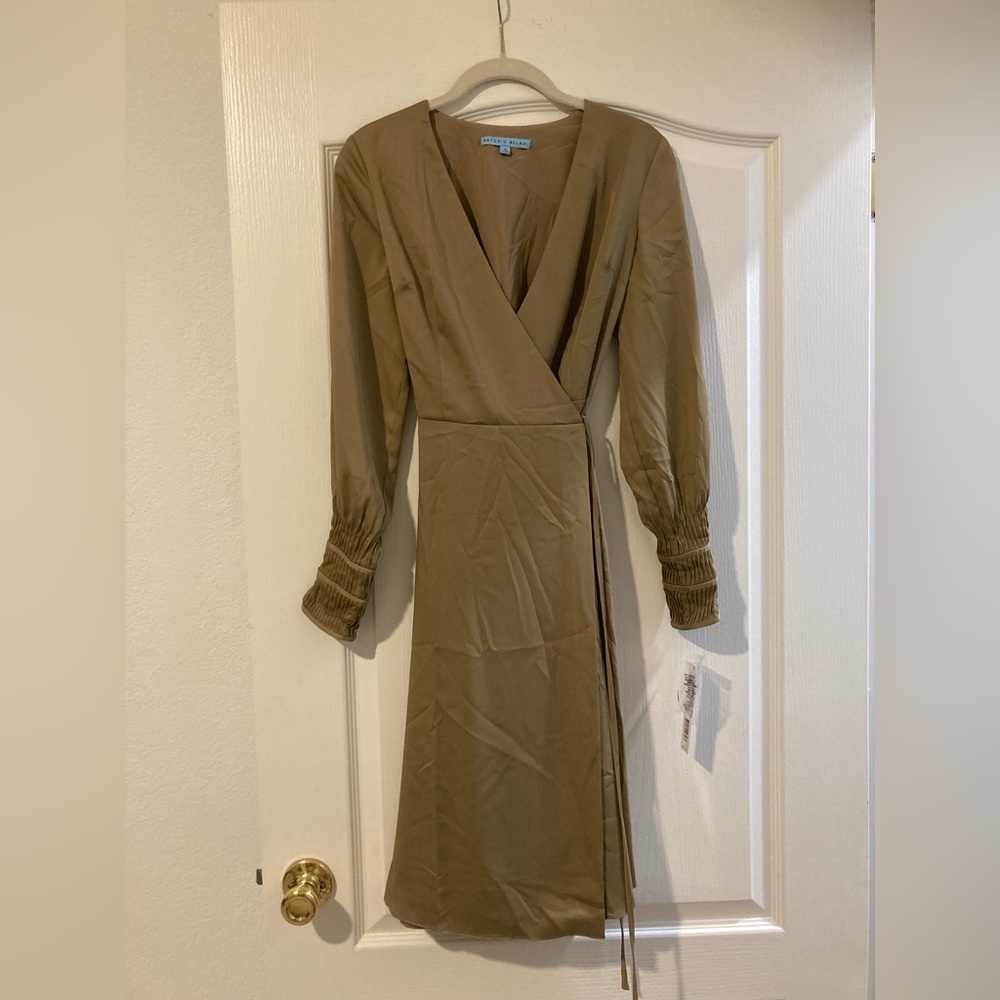 NWT Antonio Melani: Glitz & Glamour silk gold wrap dress, 0